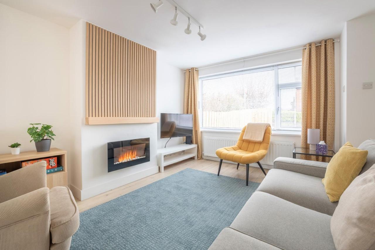 Elegant Home Mod Kitchen, Fast Wi-Fi, Free Parking 캐릭퍼거스 외부 사진